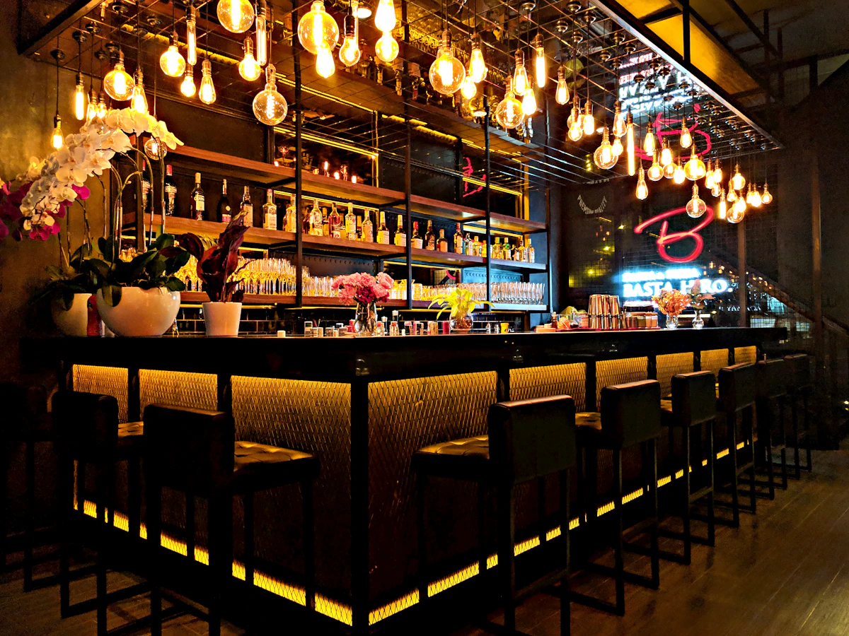 Pour & Co.